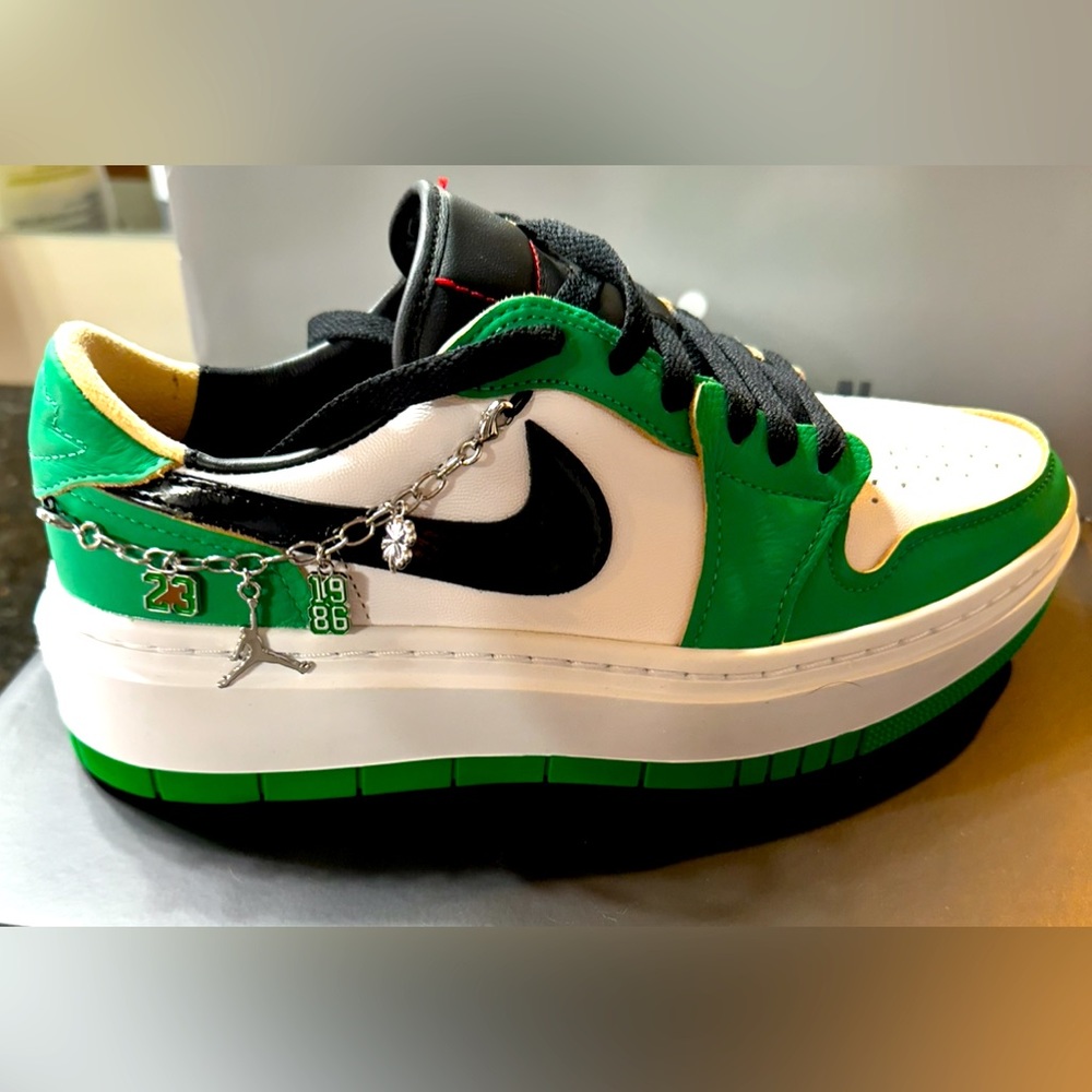 Nike